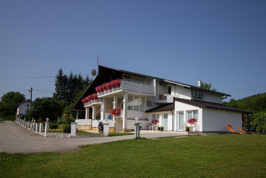 Hotel House Zupan Rakovica Exterior foto